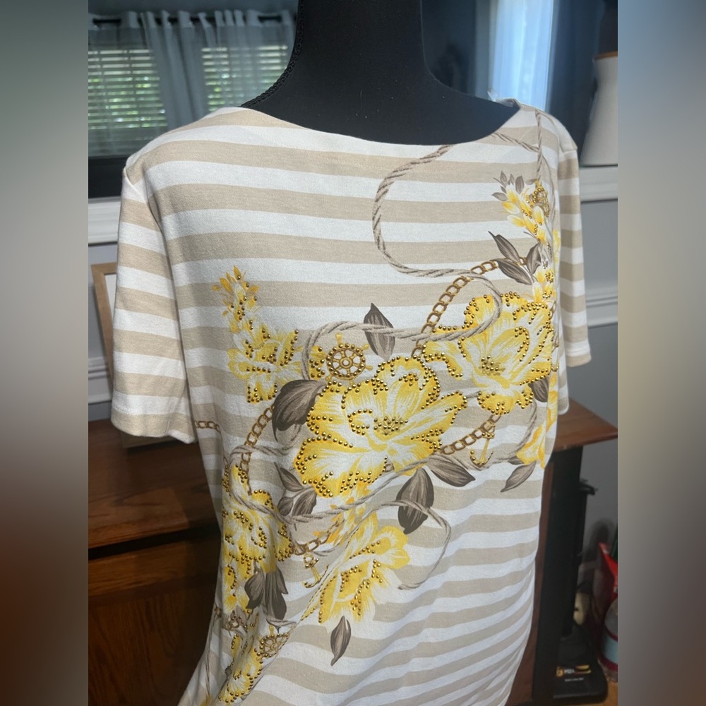 Karen Scott Striped Floral Woman’s Top EUC